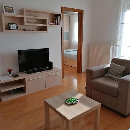 Apartman Breza Kruševac Exteriér fotografie